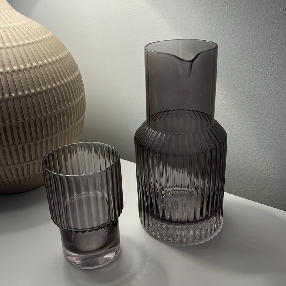 Elegant Ribbed Glass Pitcher and Tumbler Set - Picture 2 of 3
